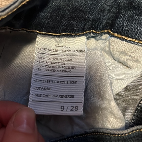 KanCan Jeans. Size 9/28 - Picture 3 of 9
